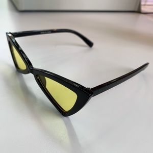 Accessories - Stylish day/night driving glasses Accessories - Stylish day/night driving glasses